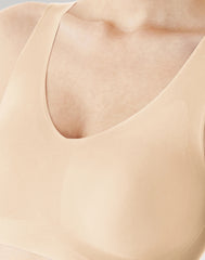 Hanes Women's Invisible Embrace Pullover Bralette, Moisture Wicking