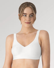 Hanes Comfort Evolution Women’s Wireless T-Shirt Bra with SmoothTec Band