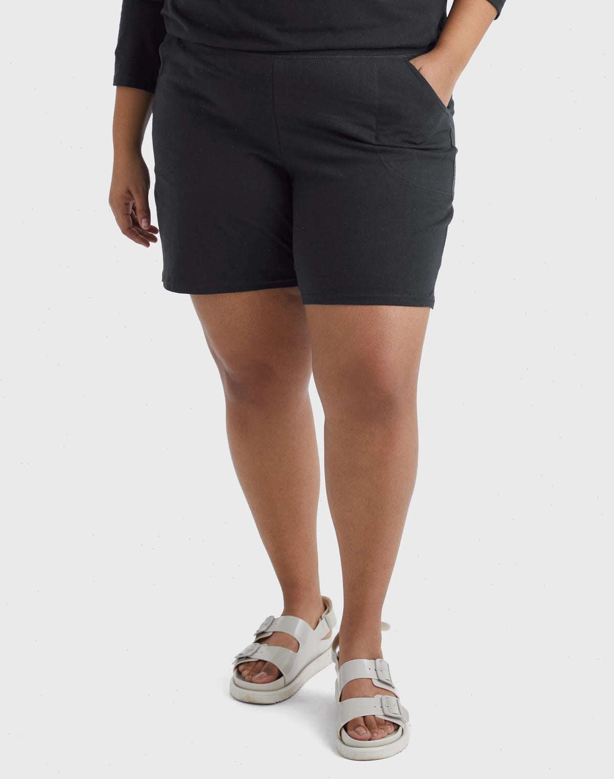 Hanes Just My Size Women's Cotton Jersey Pull-On Shorts, 7" (Plus Size)