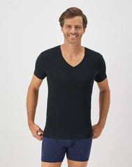 Hanes Perfect Flex Men's Tee, Black V-Neck Undershirt, 1-Pack